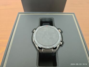 смарт часы huawei: Huawei Watch Ultimate (Black) Премиальные смарт часы Состояние