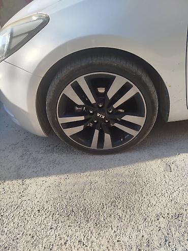 kia optima diskləri: KIA orijinal yüngül lehimli disklər və şinlər komplekti Barter 16-17 — 2
