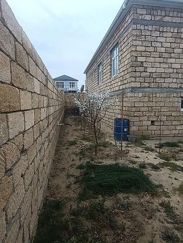 Həyət evləri və villalar: Hasarlı daş hasarlı həyətyanı sahəsi olan fərdi ev - Tam müstəqil — 4