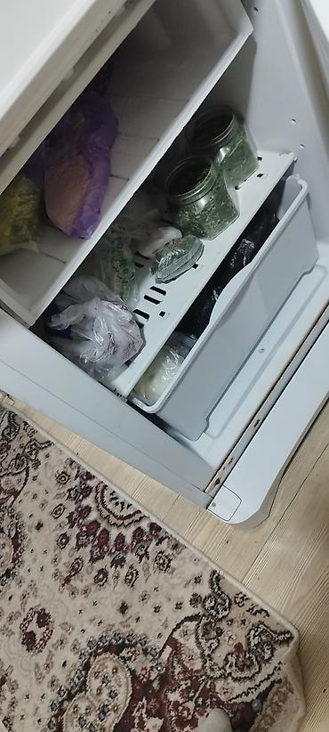 indesit: Холодильник Indesit, Б/у, Side-By-Side (двухдверный), 50 * 185 * — 2