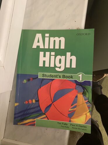 Kitablar, jurnallar, CD, DVD: Aim High Student's Book oxford