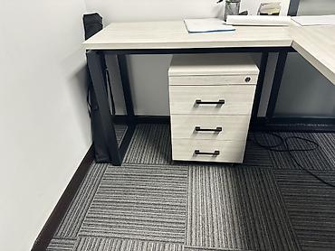 qoz sekili: Ofis mebel dəsti Menecer masa dəsti ( əsas masa1400*700*750 və yan — 3