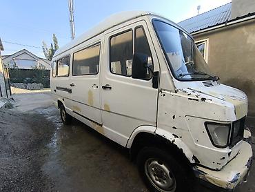 мб 190: Mercedes-Benz 190: 1993 г., 3 л, Механика, Дизель, Бус — 1