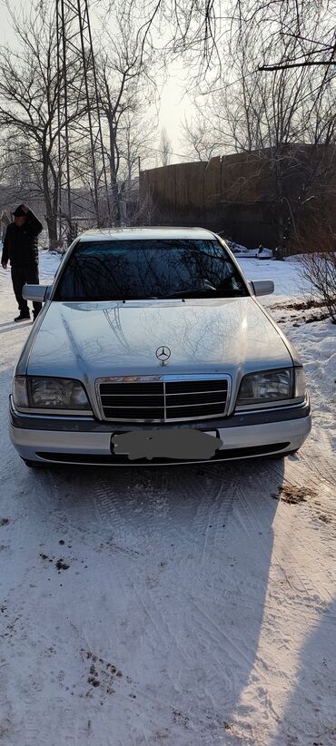 м класс: Mercedes-Benz C-Class: 1994 г., 1.8 л, Механика, Бензин, Седан