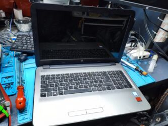 ноутбук баку: HP 
Core i5 7 nesil
Amd vga 2 gb
500GB ssd
8GB ram 
Batareya saxlamir