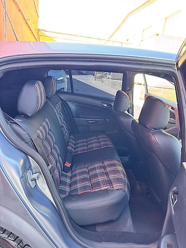 li 9: Opel Astra: 1.9 l | 2008 il 19000 km Sedan — 4