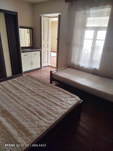 Uzunmüddətli kirayə evlər: 100 kv. m, 3 otaqlı — 15