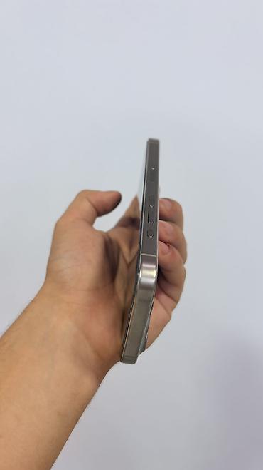 Elektronika: IPhone 15 Pro, 256 GB, Natural Titanium, Face ID — 2