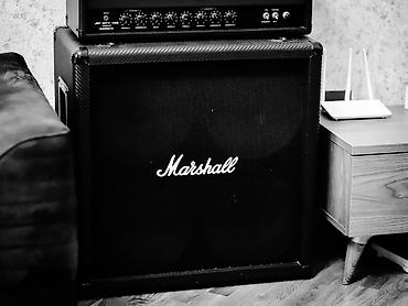 akustik sungər: Elektron gitara, Marshall, İşlənmiş, Ünvandan götürmə — 1