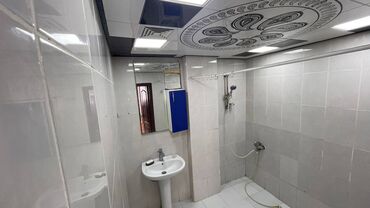 Uzunmüddətli kirayə mənzillər: Nizami rayonu,Xalqlar dostluğu metrosunun düz üstü,19 mərtəbənin,14-cü — 8