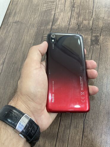 işlənmiş telofonlar: Xiaomi Redmi 7A, 32 GB, rəng - Qara, 
 İki sim kartlı