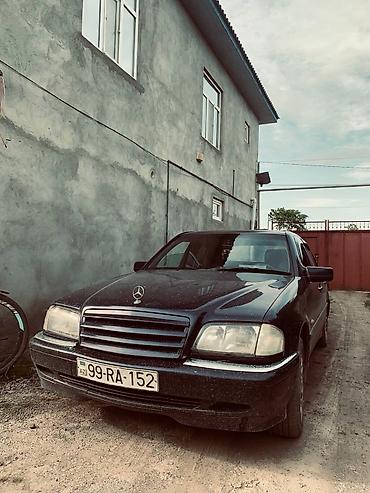 topdan teker satisi: Mercedes-Benz C 180: 1.8 l | 1995 il Sedan — 1