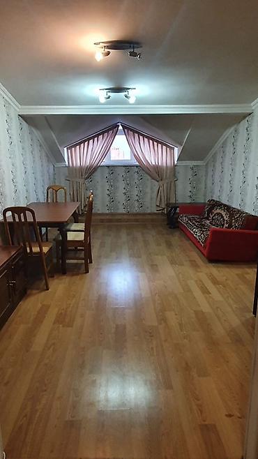 Mənzillər: Satılıq 2 otaqlı, əşyalarla birlikdə mansard mənzil. İnşaatçılar — 3