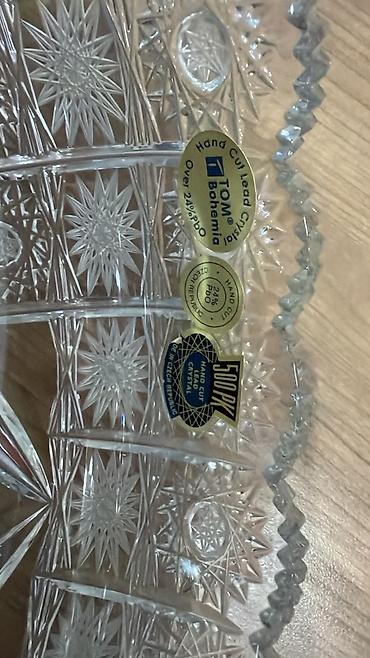 Сервировочные аксессуары: TOM Bohemia əl kəsimi kristal qab Material: 24% PbO tərkibli qurğuşun — 4