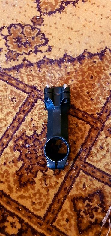 velosiped alan: Velosiped üçün BMX GTR sükan boğazı (stem). Qara rəngli, metal — 4