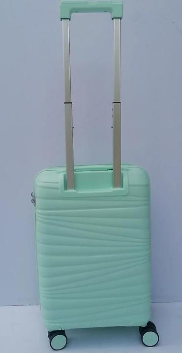 Putni koferi i torbe: Tvrdi kofer na točkiće – mint zelena boja - Kompaktna veličina — 4