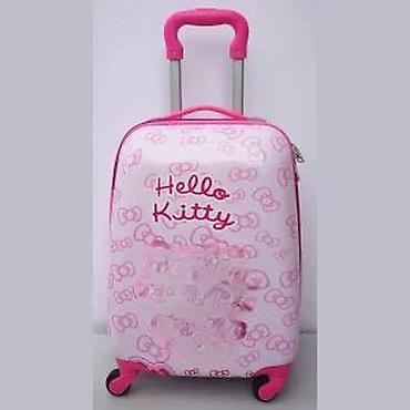 Rančevi, torbe i koferi: === PART 1: TEXTUAL DESCRIPTION === Dostupan je dečiji kofer sa Hello — 10