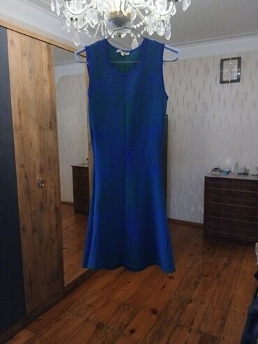 CD, DVD disklər və kassetlər: 1-i,1,azn. M,38,(R) İşlənmiş. 20,ədəddən,aşağı,mal,satılmiır — 1