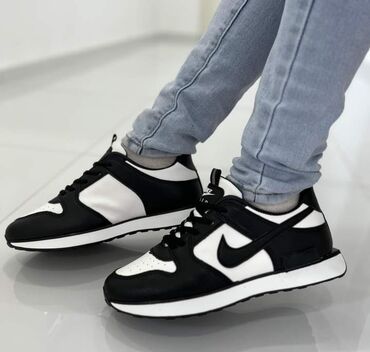 Women's Sneakers and athletic shoes: 41 — 22