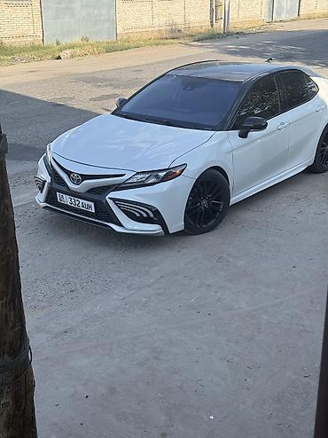 highlander 2012: Toyota Camry: 2022 г., 2.5 л, Гибрид — 1