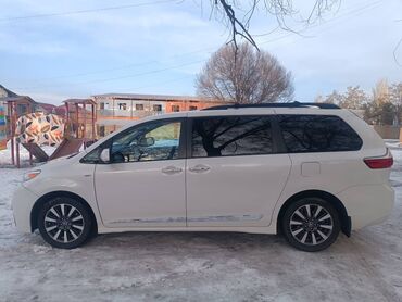 Toyota: Toyota Sienna: 2018 г., 3.5 л, Автомат, Бензин, Минивэн — 4