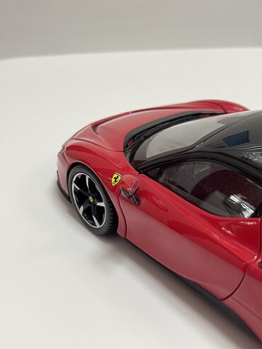 Avtomobil modelləri: Ferrari, 2025 il, 1:24, Dəmir, Rayonlara çatdırılma, Ünvandan götürmə, Pulsuz çatdırılma — 28