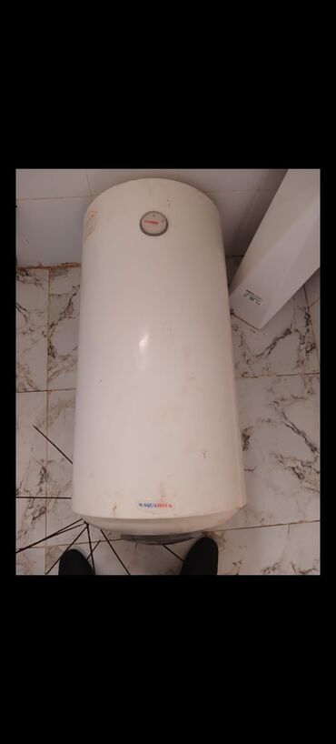 Водонагреватели: Ariston 100azn. 130litr . Unvan Qobu Nigaz (yalnız vapda yazın elanin