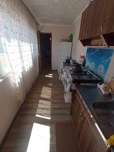 Mənzil kirayələyirəm: 4 otaqlı, 120 kv. m — 8