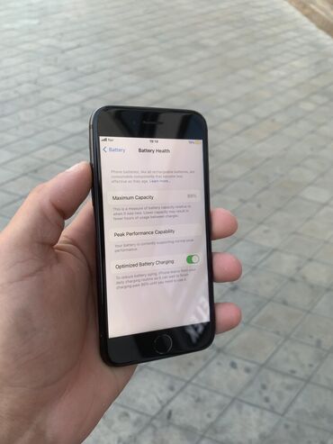 Apple iPhone: IPhone 8, 64 GB, Qara, Barmaq izi, Simsiz şarj, Sənədlərlə
