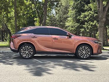 за 50000: Lexus RX: 2023 г., 2.4 л, Автомат, Бензин, Кроссовер — 7