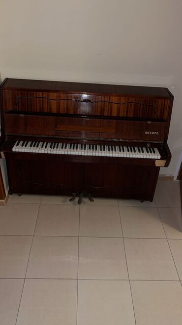 Midi-klaviaturalar: Piano, Akkord, Akustik, İşlənmiş, Ünvandan götürmə