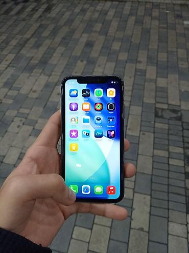 2 ci el apple 11: IPhone 11, 128 GB, Qara, Face ID — 4