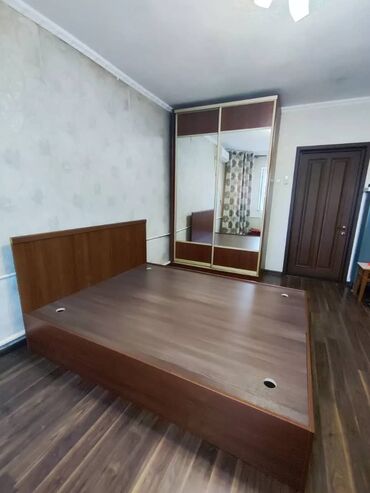 мебель из фанеры: Продаю БУ купейный шкаф с зеркалом на дверях. Высота 251 см. Ширина