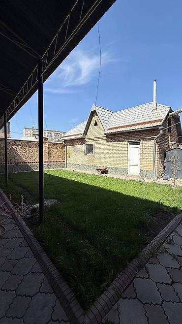 Продажа коттеджей и домов: 📍ул. 27-линия 🔘8-комнат 🔘2 этажа 🔘400м² Продаётся просторный частный — 4