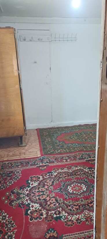 квартира бишкек 1 комнатная снять долгосрочно: 1 бөлмө, Менчик ээси, Чогуу жашоосу жок