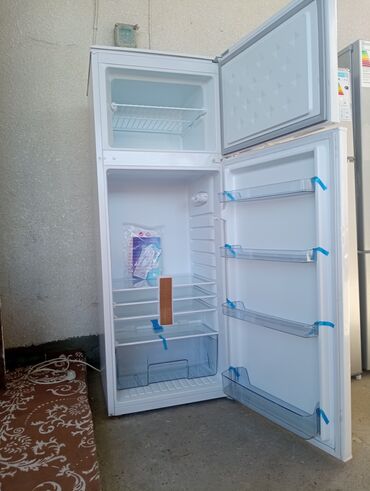 Холодильники: Холодильник Avest, Новый, Двухкамерный, 50 * 140 *