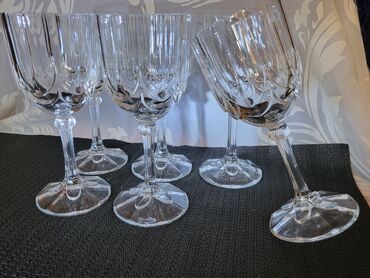 Čaše: Case nove francuske luminarc za vino iz 80ih. Nove case,sve na njima na lalafo.rs — 3 Čaše: Case nove francuske luminarc za vino iz 80ih. Nove case,sve na njima — 3