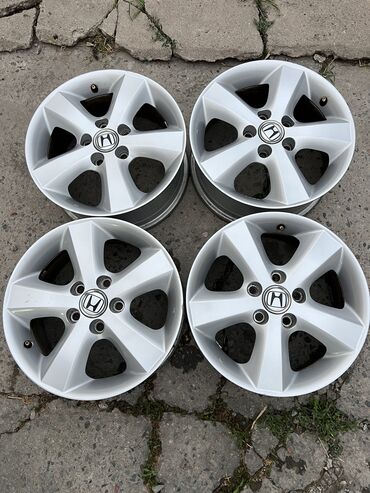 Диски: Литые Диски R 16 Honda, Комплект, отверстий - 5
