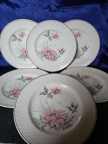 Kuhinjski setovi: Tanjiri engleski 1950 do 1970god.Barratts Staffordshire. Engleski — 1