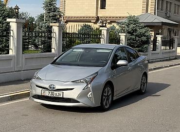 corolla 2016: Toyota Prius: 2016 г., Гибрид — 4