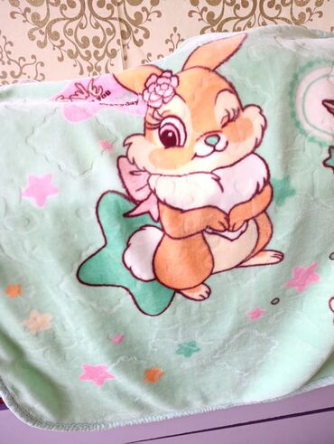 Двухъярусные детские кровати: Срочно продаю ‼️‼️‼️ ✅ Детские кроватки - 5шт×4= 20мест. ✅ Шкафчики - — 6