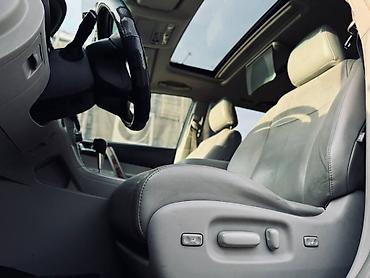 Toyota: Toyota Highlander: 2011 г., 3.5 л, Автомат, Бензин, Кроссовер — 4