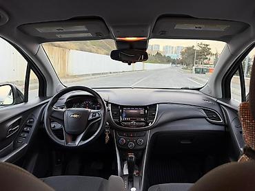 paneler: Chevrolet Trax (qara rəng) – kompakt şəhər krossoveri Texniki və — 5