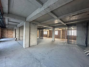 энергетиков: Аренда офисов, 96 м², В жилом комплексе, 1 линия — 4