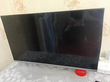 ekran satisi: Zavcat kimi satılır. LED televizor, təxminən 32–40 düym diaqonal — 2