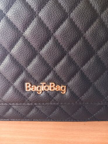 muska nova torbica: Original BAGTOBAG Torbica .Korišćena malo.Nema nikakvih oštećenja. Kao