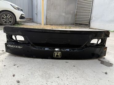 мотоблок дизельный 12 л с: Крышка багажника Honda, 2004 г.