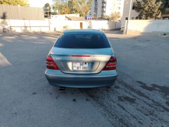 Mercedes-Benz: Mercedes-Benz C 180: 1.8 l | Sedan — 2