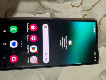 Телефоны, планшеты: Samsung Galaxy S22 Ultra, бордовый - Экран 6.8" Dynamic AMOLED 2X
