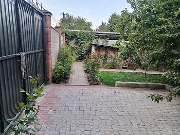 Продажа коттеджей и домов: 5 комнат, 76 м², 5 соток, Бишкек, Западный (новый) автовокзал Собственник — 17